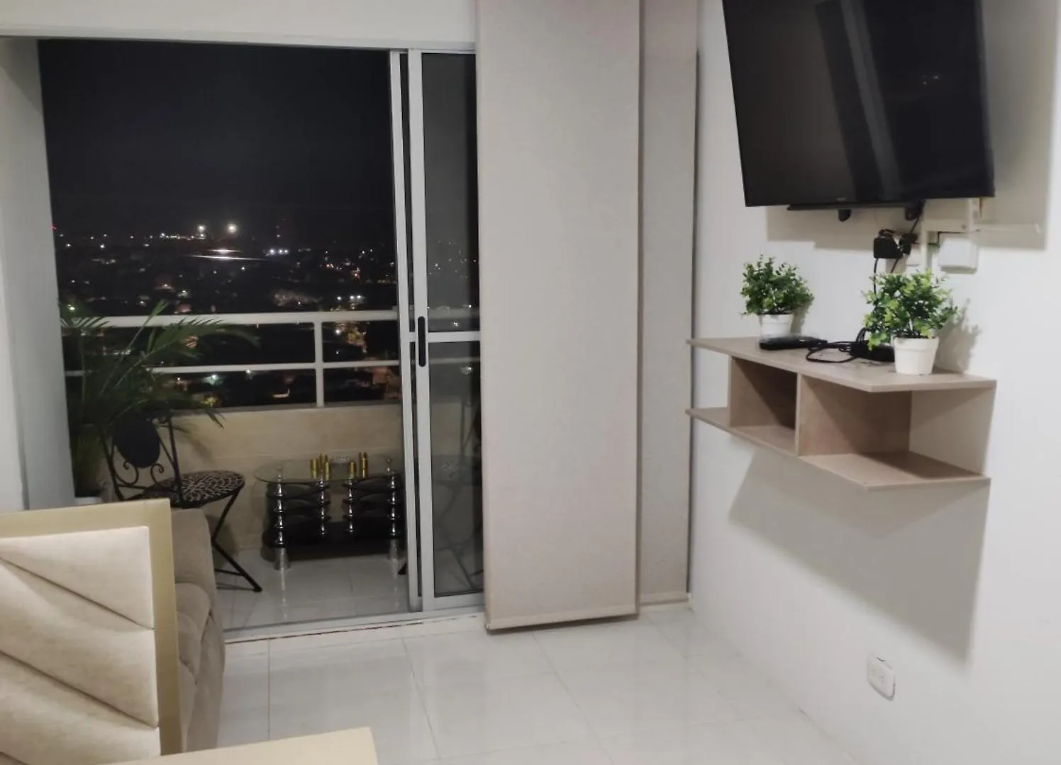 Be 2 Cartagena location